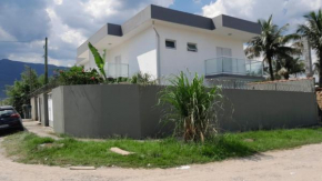 Casa Luciano Bertioga SP